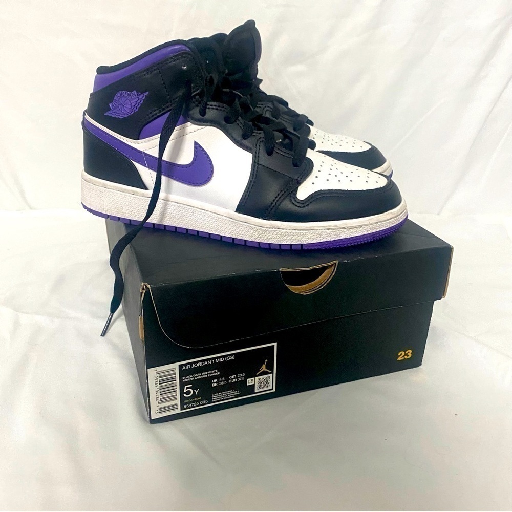 Air Jordan 1 Mid Dark Iris Black Size 5Y Women’s 6.5 554725-095 EUC